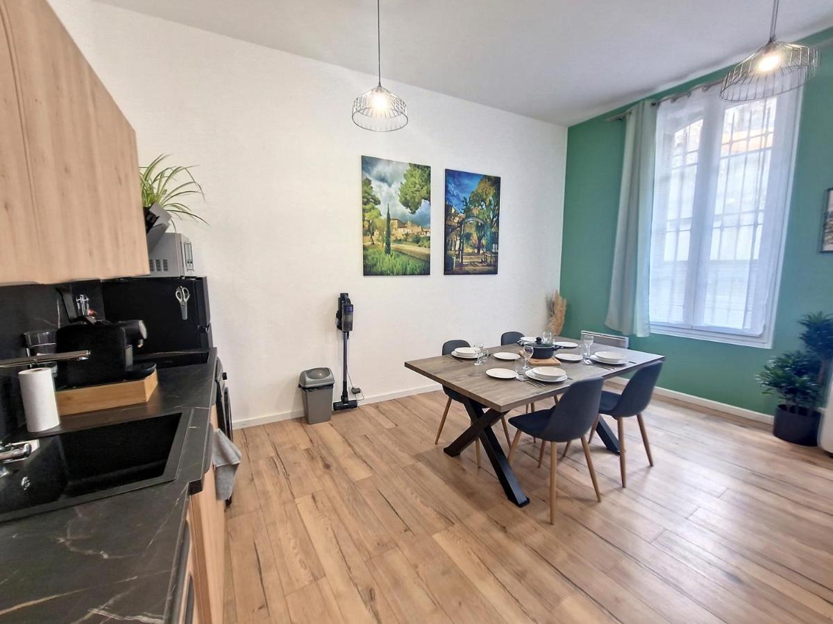 Nimes: Appartement L'Auguste Centre-Ville. Екстер'єр фото